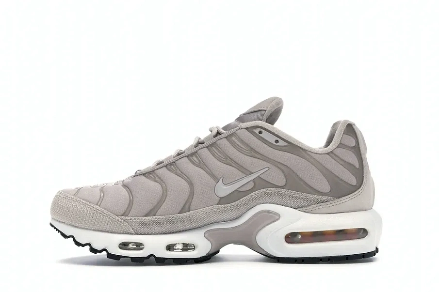 Фото № 3 с приближением к товару «‎Nike Air Max Plus Moon Particle »