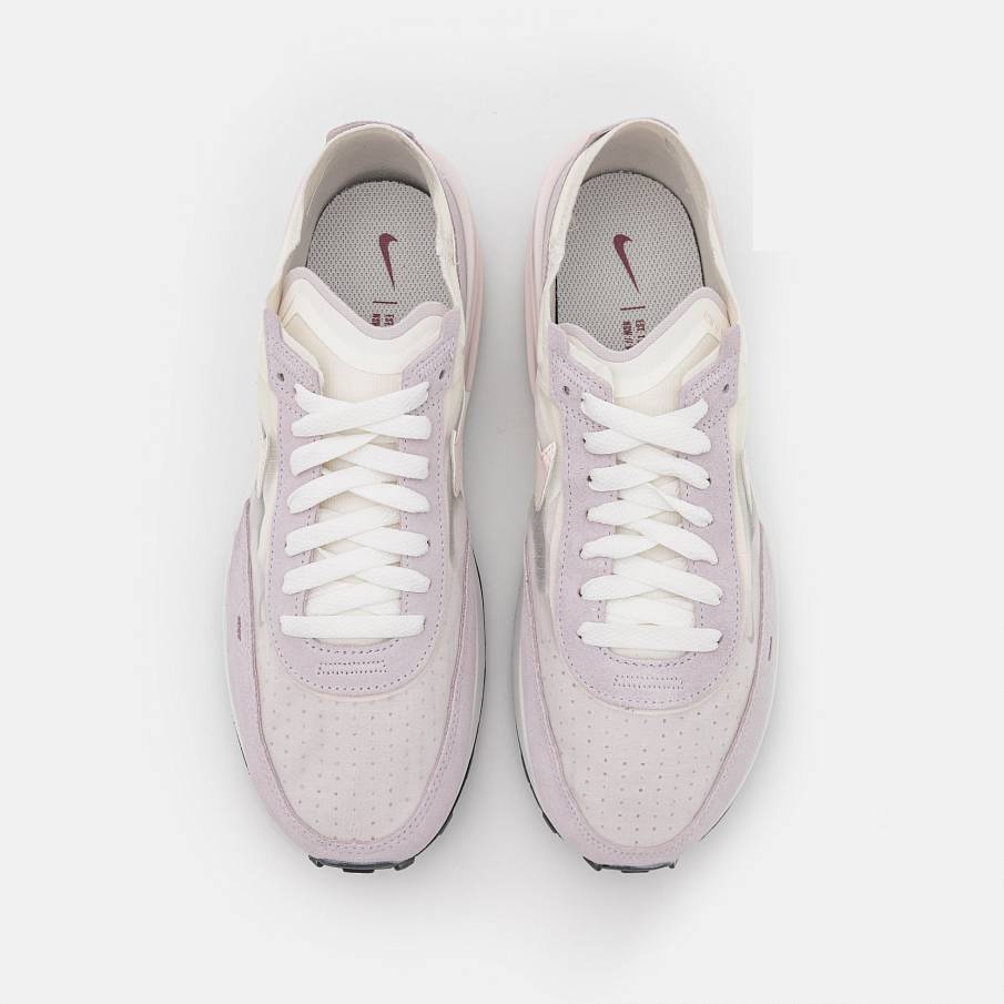 Фото № 5 с приближением к товару «‎Nike Waffle One »