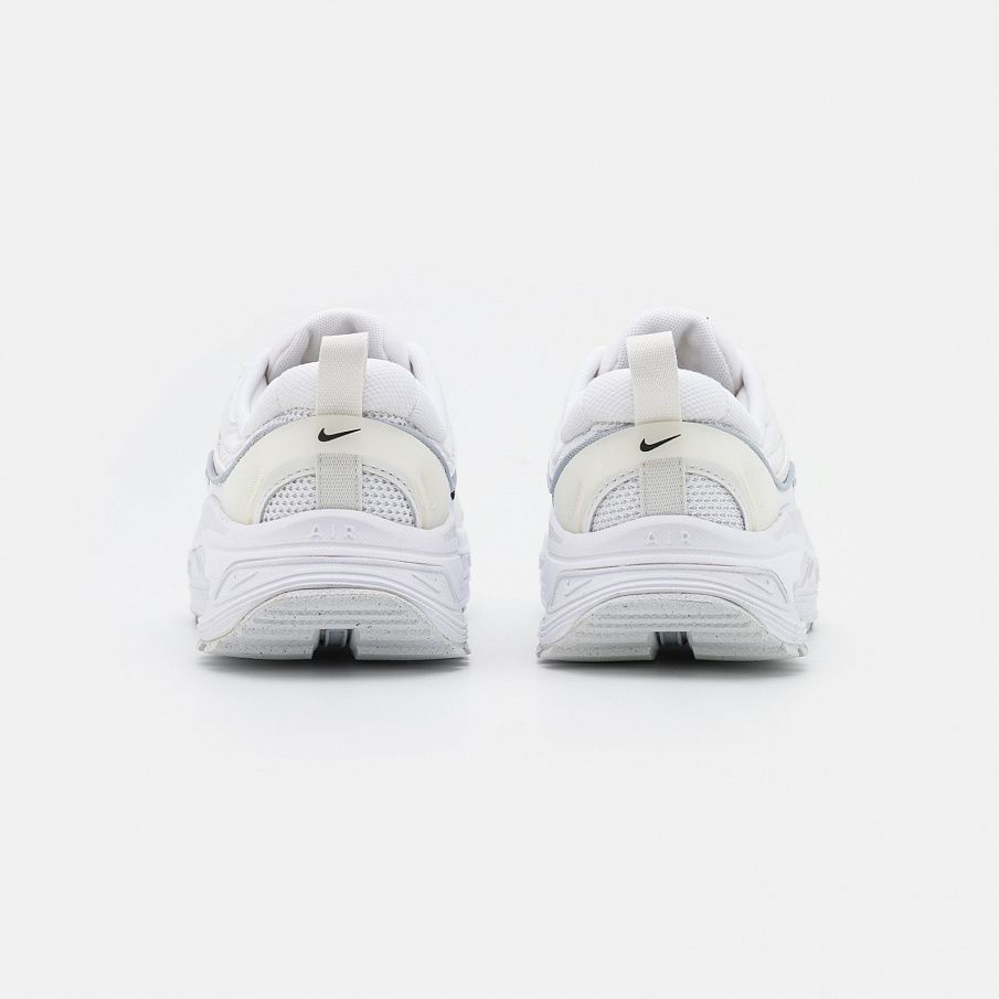 Фото № 4 с приближением к товару «‎Nike W Air Max Bliss NN »