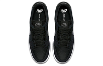 Фото № 4 с приближением к товару «‎Nike SB Dunk Low Premium IW 'Black'»