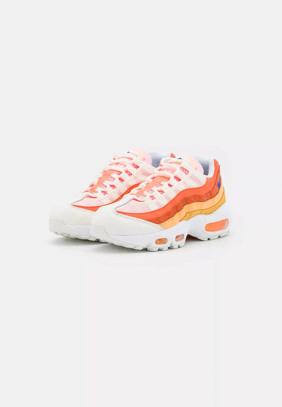 Фото № 4 с приближением к товару «‎AIR MAX 95»