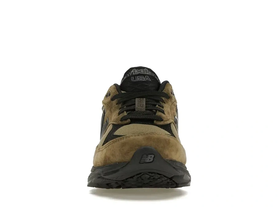Фото № 2 с приближением к товару «‎New Balance 990v3»