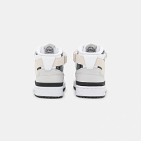 Фото № 4 с приближением к товару «‎Adidas Forum »