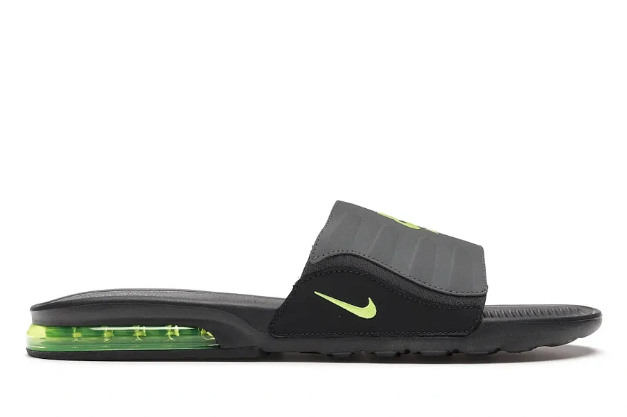 Фото № 1 с приближением к товару «‎Nike Air Max Camden Dark Volt»