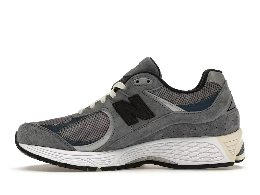 Фото № 3 с приближением к товару «‎New Balance 2002R»