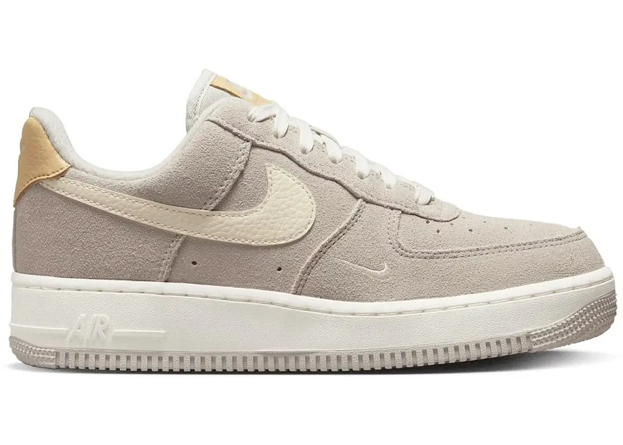 Фото № 1 с приближением к товару «‎Nike Air Force 1 Low '07»