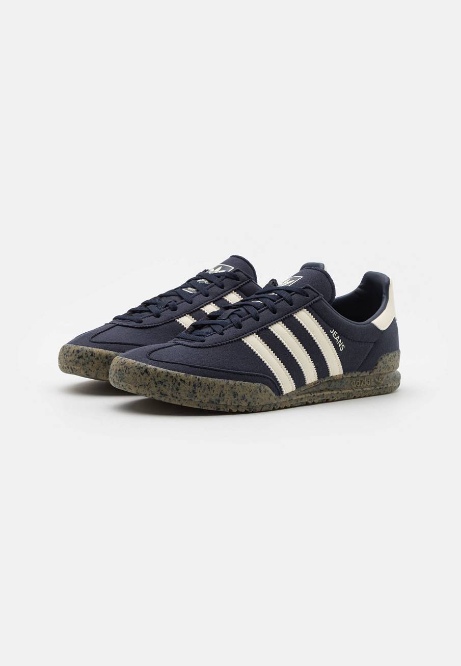 Фото № 2 с приближением к товару «‎Adidas Jeans »