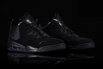 Фото № 2 с приближением к товару «‎Nike Air Jordan Courtside 23 Triple »