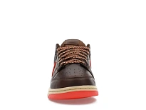 Фото № 2 с приближением к товару «‎Nike Dunk Low Retro»