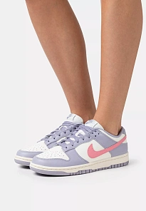 Фото № 3 с приближением к товару «‎DUNK LOW »