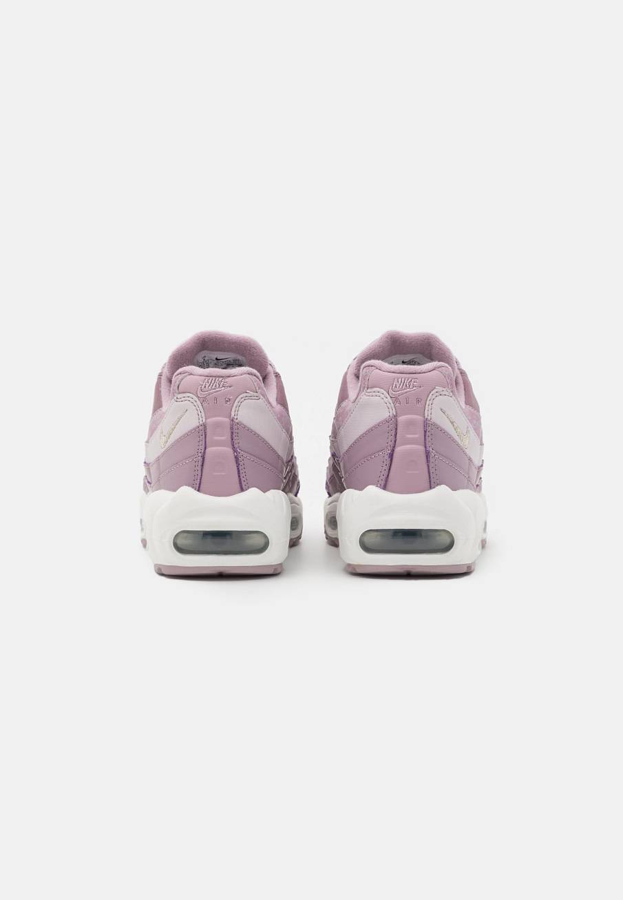 Фото № 2 с приближением к товару «‎Nike Air Max 95 »