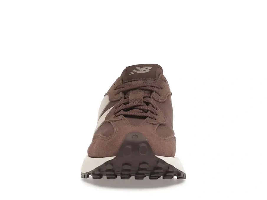 Фото № 2 с приближением к товару «‎New Balance 327»