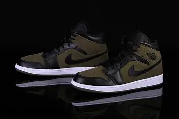 Nike Air Jordan 1 Retro Camo  - 2