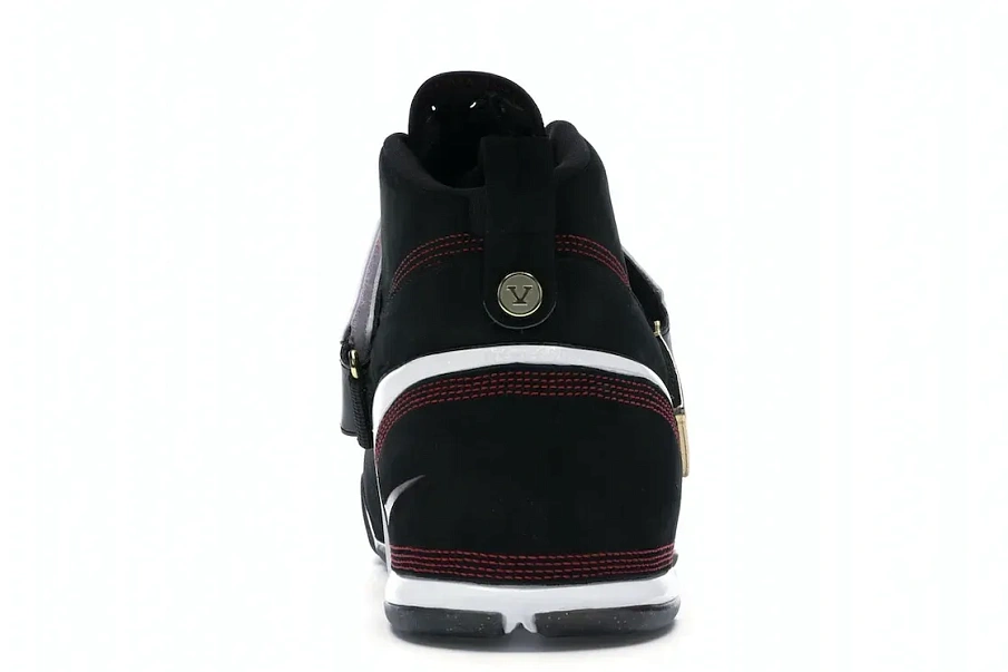 Фото № 4 с приближением к товару «‎Nike LeBron 5 Black Crimson Black»