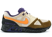 Фото № 1 с приближением к товару «‎Nike Air Stab Premium Vegas Gold»