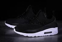 Фото № 3 с приближением к товару «‎Nike Air Max 90 EZ»