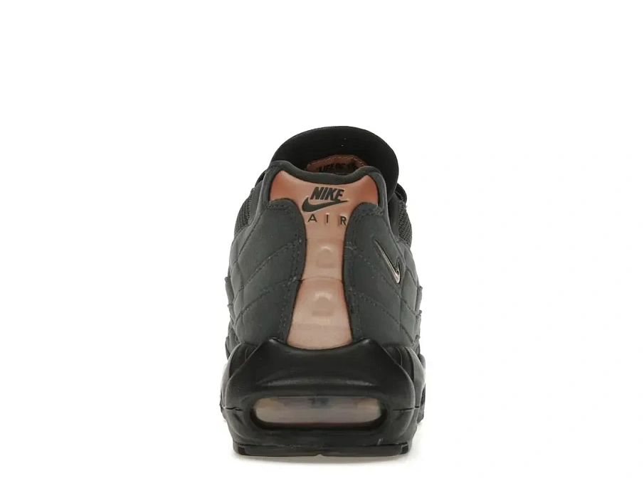 Фото № 4 с приближением к товару «‎Nike Air Max 95»