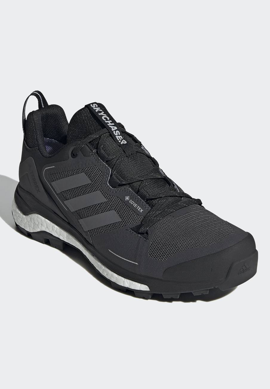 Фото № 3 с приближением к товару «‎Adidas Skychaser»