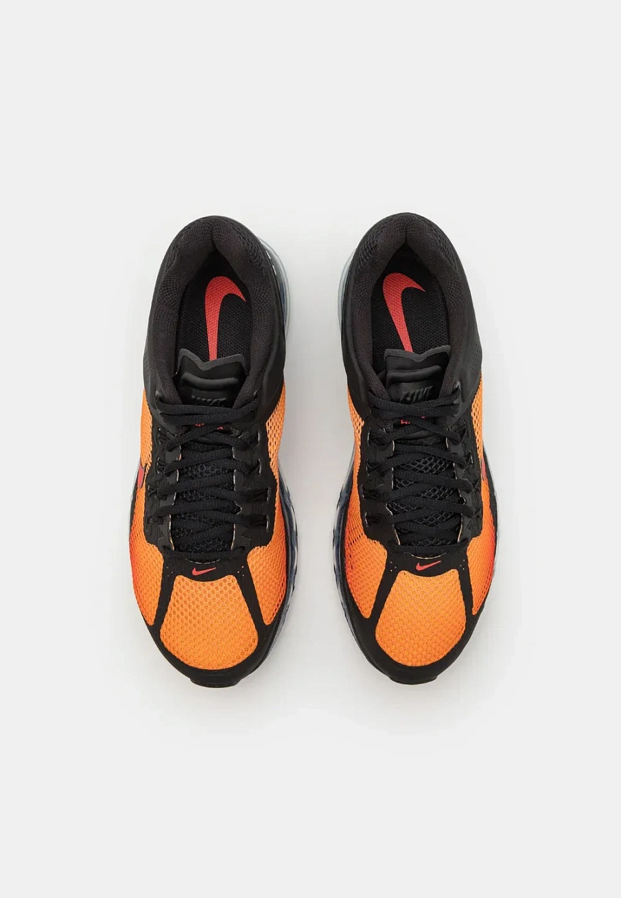 Фото № 4 с приближением к товару «‎AIR MAX 2013»