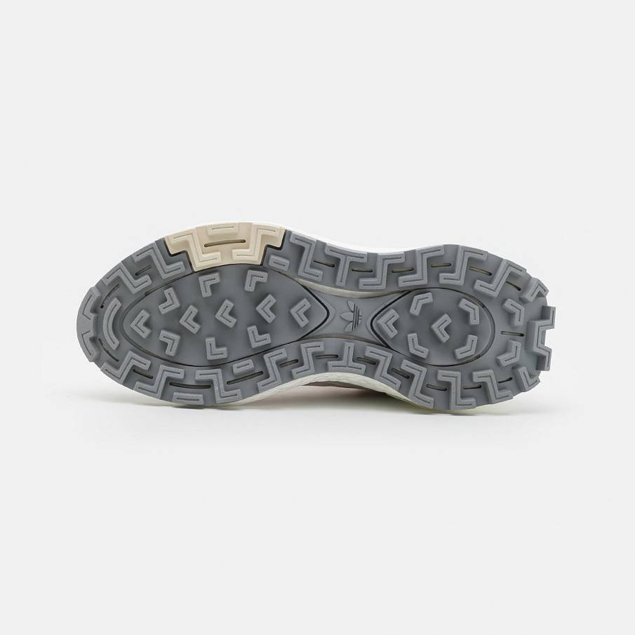 Фото № 1 с приближением к товару «‎Adidas Retropy P9 »