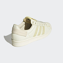 Фото № 3 с приближением к товару «‎Adidas Superstar Parley »