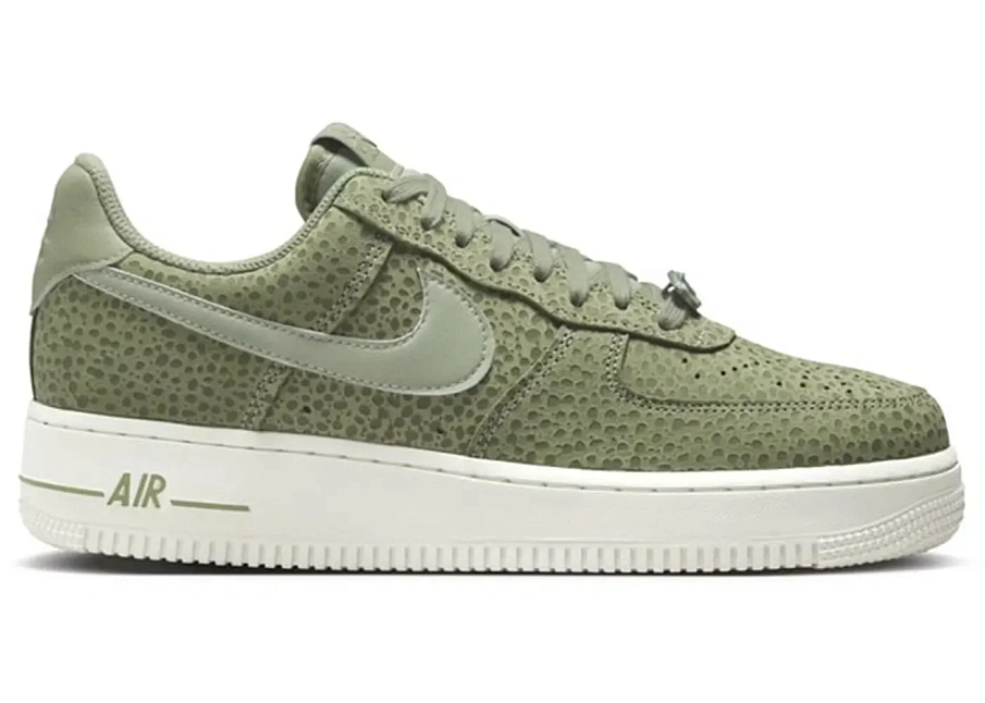 Фото № 1 с приближением к товару «‎Nike Air Force 1 Low '07 PRM»