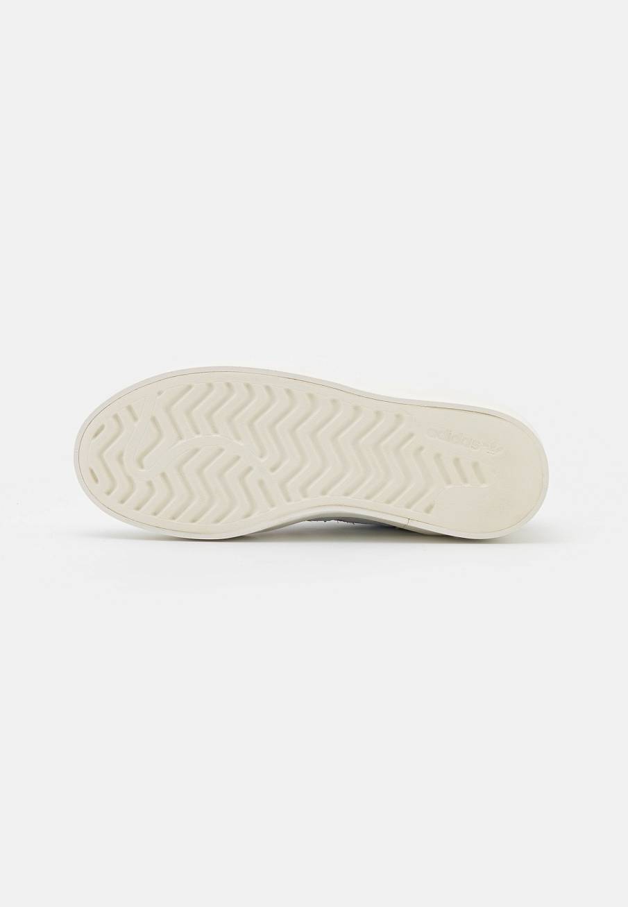 Фото № 4 с приближением к товару «‎Adidas Forum Bonega »