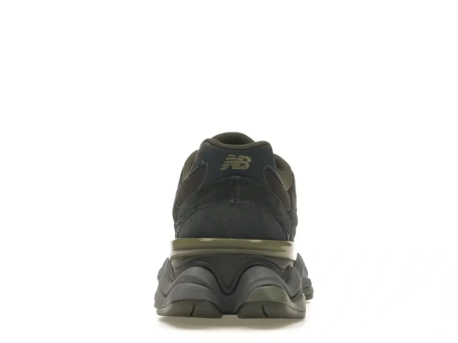 Фото № 4 с приближением к товару «‎New Balance 9060»