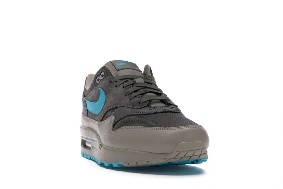 Фото № 2 с приближением к товару «‎Nike Air Max 1 Ridgerock»