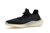 Фото № 4 с приближением к товару «‎adidas Yeezy Boost 350 V2 Carbon»