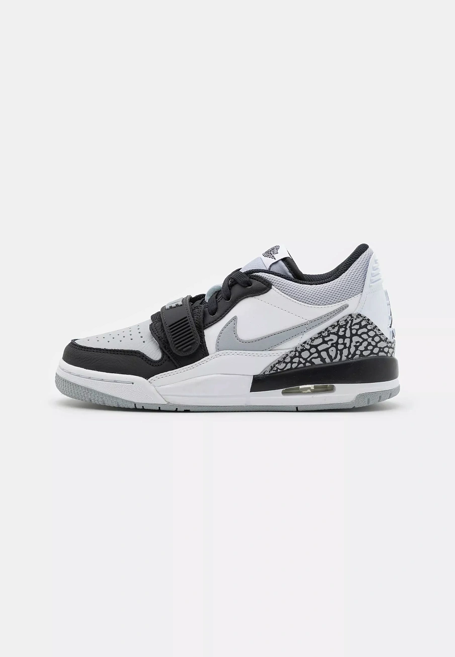Фото № 1 с приближением к товару «‎AIR LEGACY 312 LOW UNISEX»