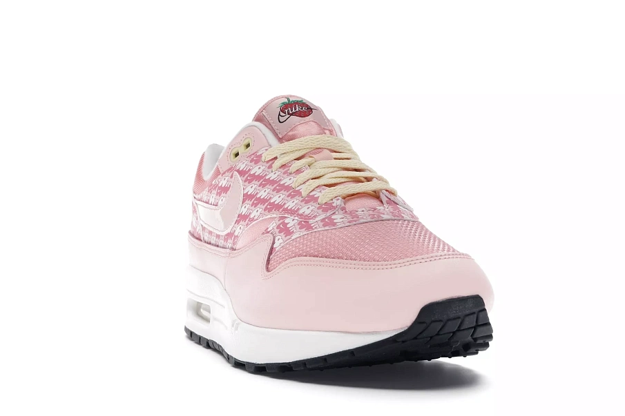 Фото № 2 с приближением к товару «‎Nike Air Max 1 Strawberry Lemonade (2020)»
