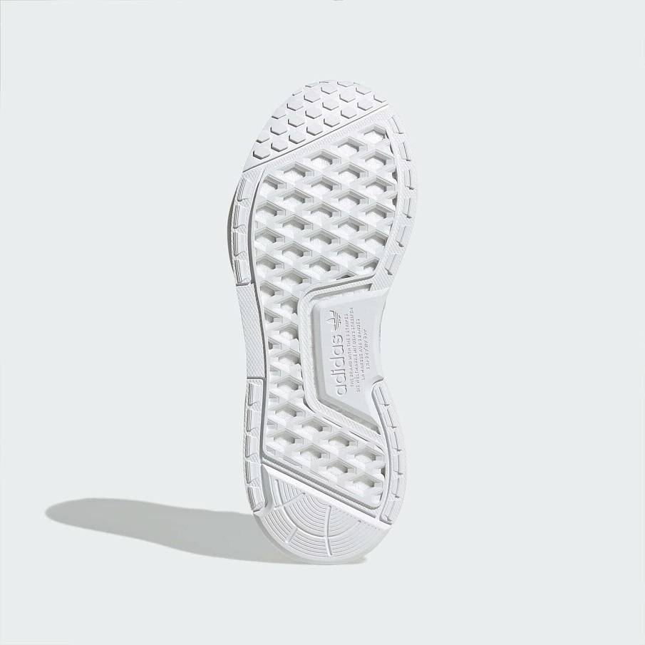 Фото № 5 с приближением к товару «‎Кроссовки Adidas SPAD111A251-A11»