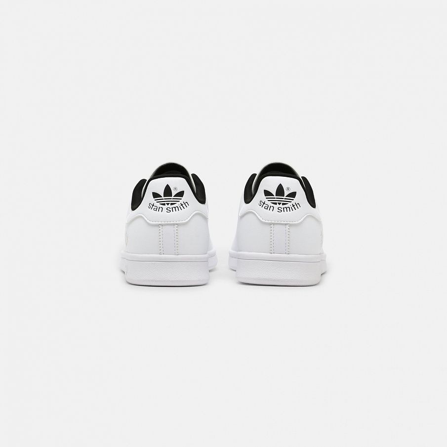 Фото № 3 с приближением к товару «‎Adidas Stan Smith »