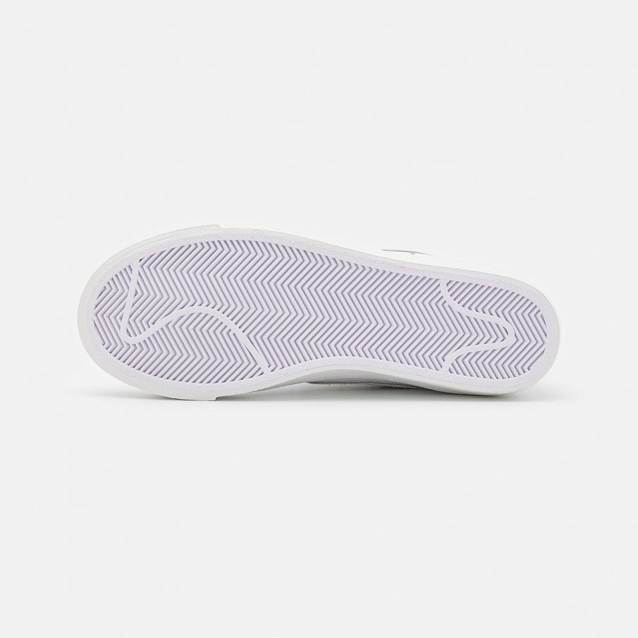 Фото № 4 с приближением к товару «‎Nike Wmns Blazer ’77 AC »