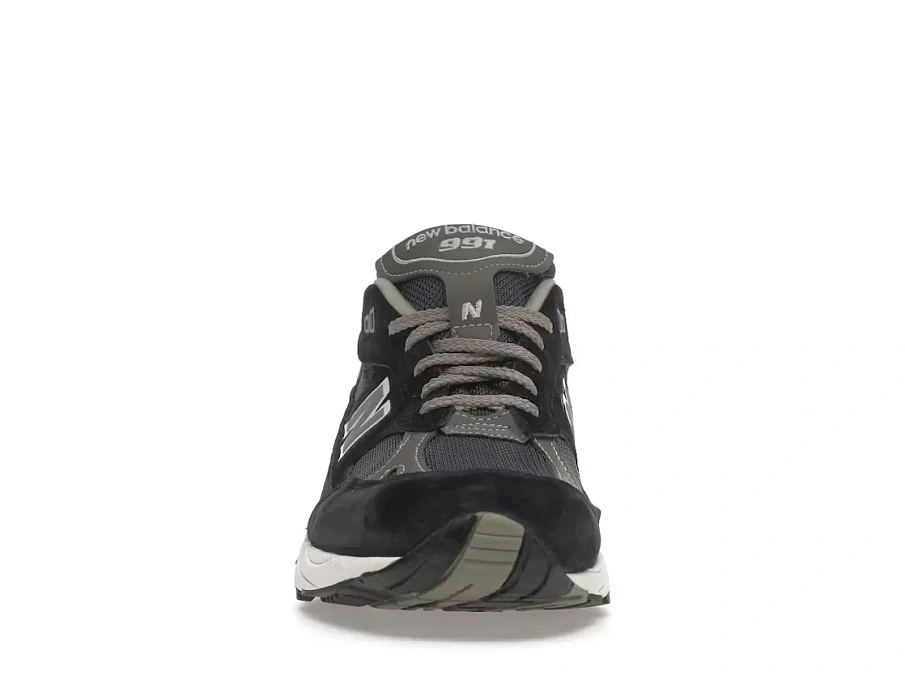 Фото № 2 с приближением к товару «‎New Balance 991»