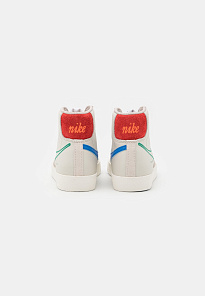 Фото № 4 с приближением к товару «‎Nike Blazer 77 »