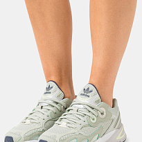 Фото № 2 с приближением к товару «‎Adidas Astir »