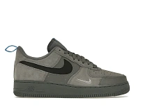 Фото № 1 с приближением к товару «‎Nike Air Force 1 Low Cut Out Swoosh Grey»