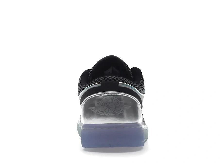 Фото № 4 с приближением к товару «‎Jordan 1 Low Toggle Silver »