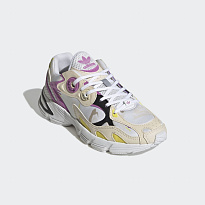 Фото № 2 с приближением к товару «‎Adidas Astir W »
