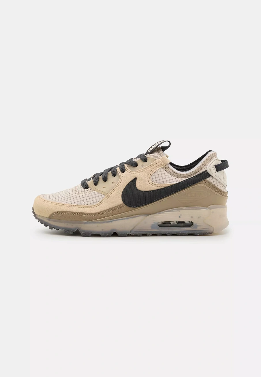 Фото № 1 с приближением к товару «‎AIR MAX TERRASCAPE 90»