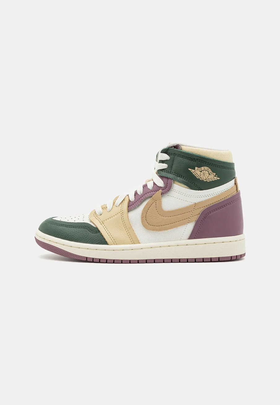 Фото № 3 с приближением к товару «‎AIR JORDAN 1 HIGH METHOD OF MAKE»
