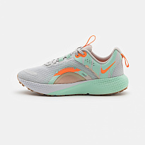 Фото № 1 с приближением к товару «‎Nike W React Escape RN 2 Prm»