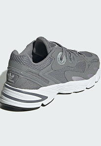 Фото № 4 с приближением к товару «‎Adidas Astir »