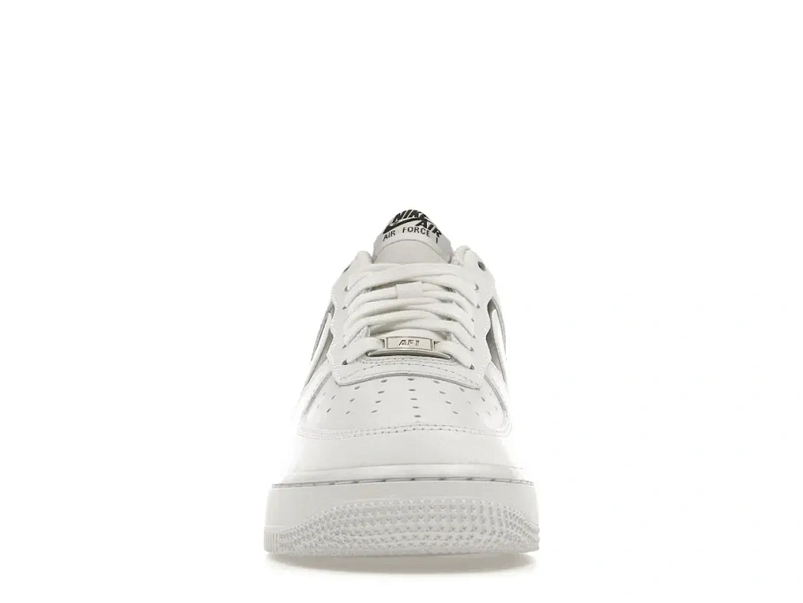 Фото № 2 с приближением к товару «‎Nike Air Force 1 Low '07 White Metallic Silver (2022) »