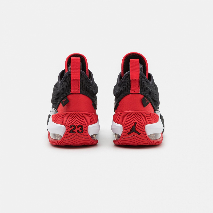 Фото № 3 с приближением к товару «‎Jordan Stay Loyal 2 »