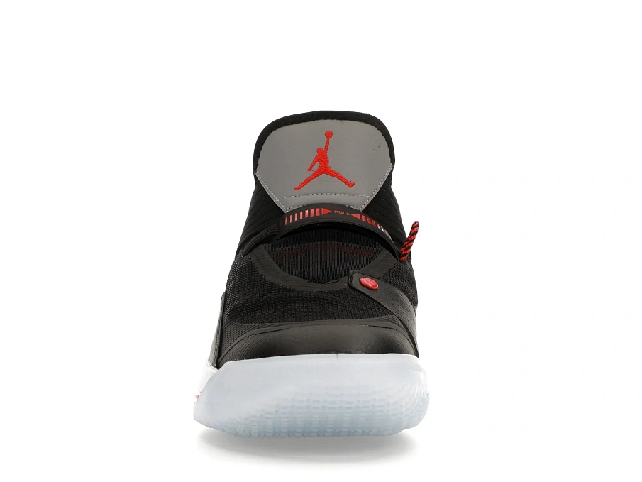 Фото № 2 с приближением к товару «‎Jordan XXXIII SE Black»