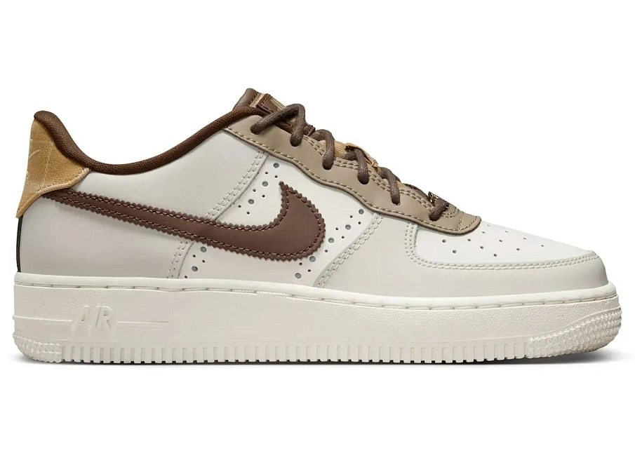 Фото № 1 с приближением к товару «‎Nike Air Force 1 Low LV8»