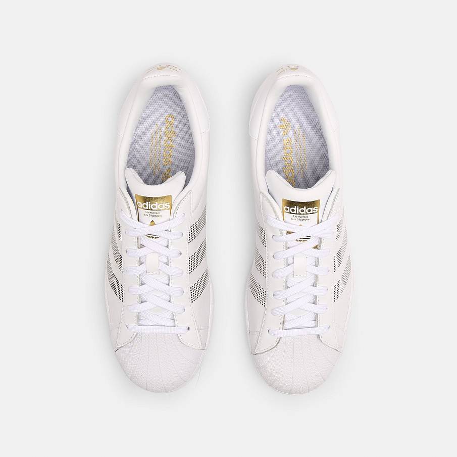 Фото № 4 с приближением к товару «‎Adidas Superstar »